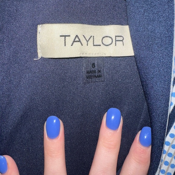 Taylor Women’s Navy White Short Sleeve V Neck Tiered Midi Dress size 6 - Picture 3 of 5